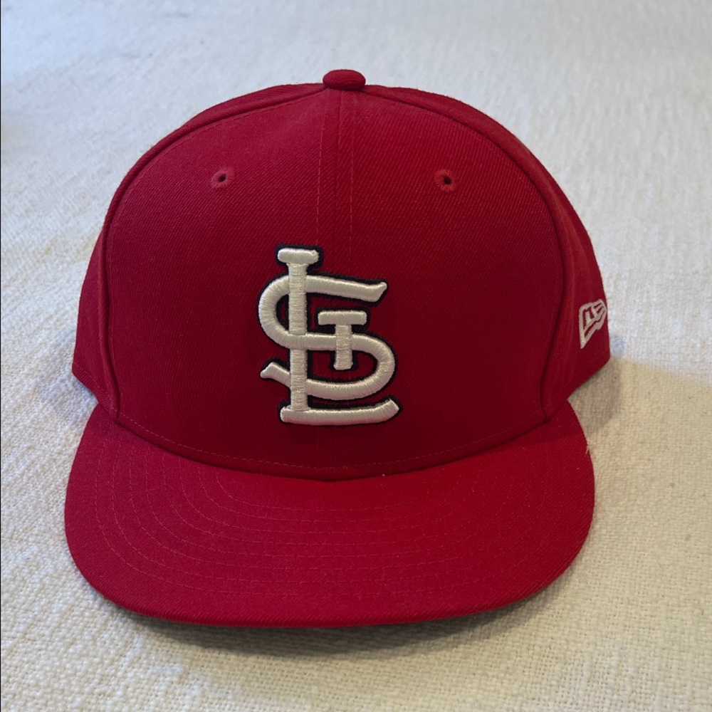 New Era St Louis Cardinals Baseball Cap with Embroidered Logo - 7 1/4